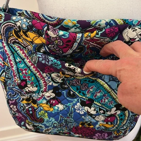 Vera Bradley Triple Zip Hipster bag - Picture 4 of 7